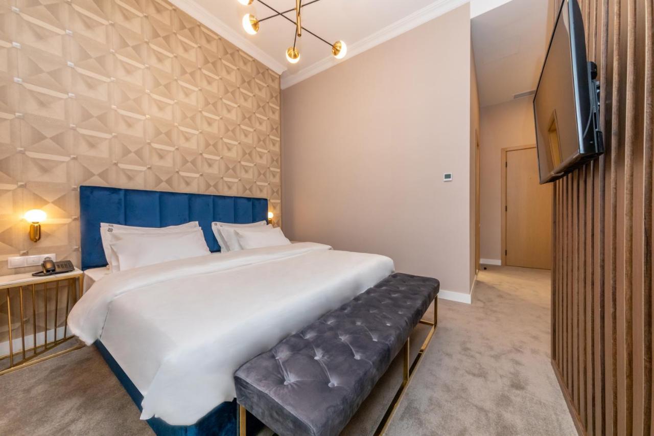 Newport Hotel Кутаиси Екстериор снимка