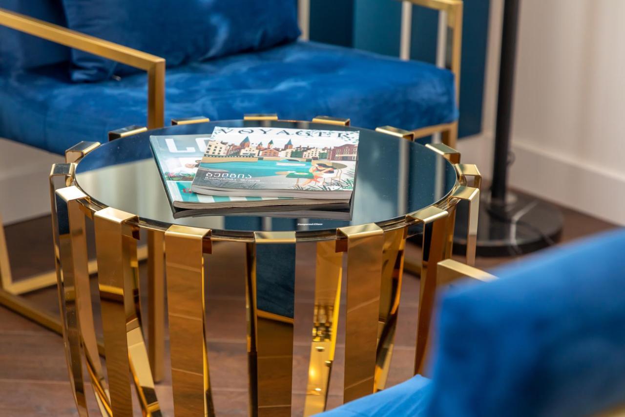 Newport Hotel Кутаиси Екстериор снимка