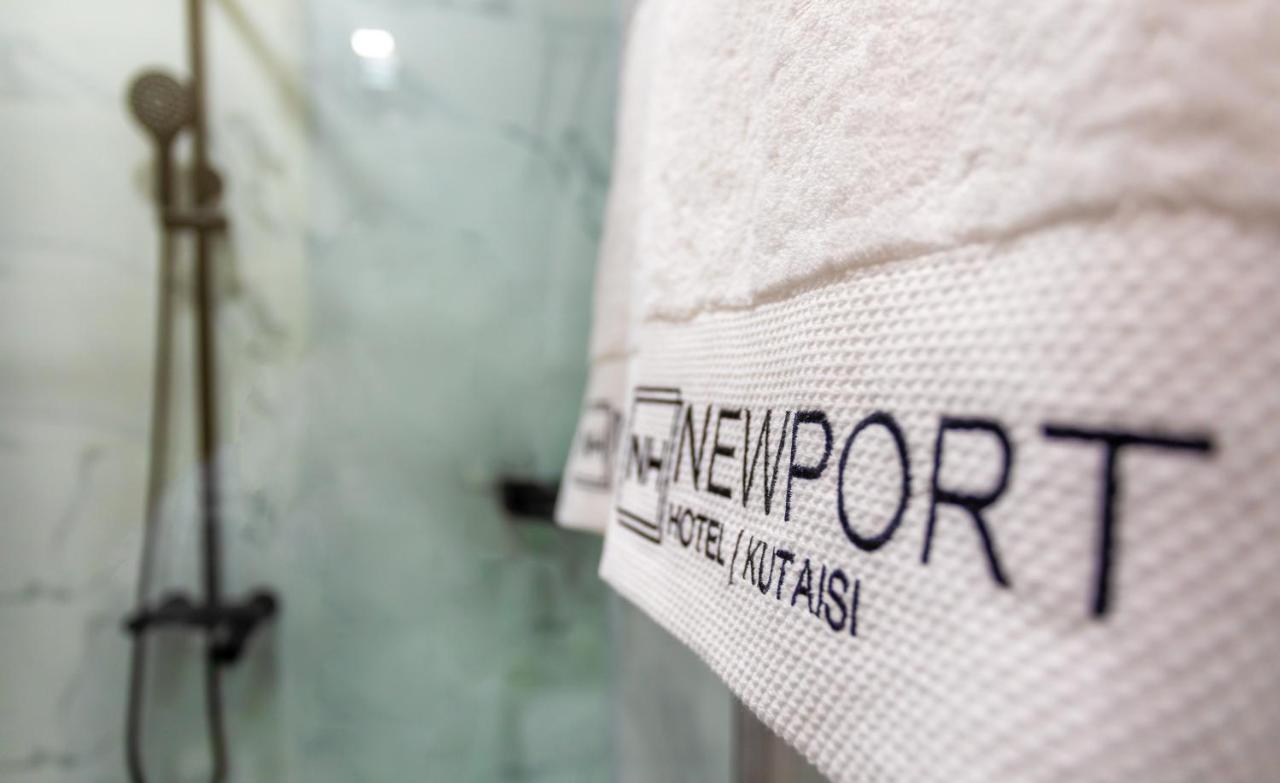 Newport Hotel Кутаиси Екстериор снимка