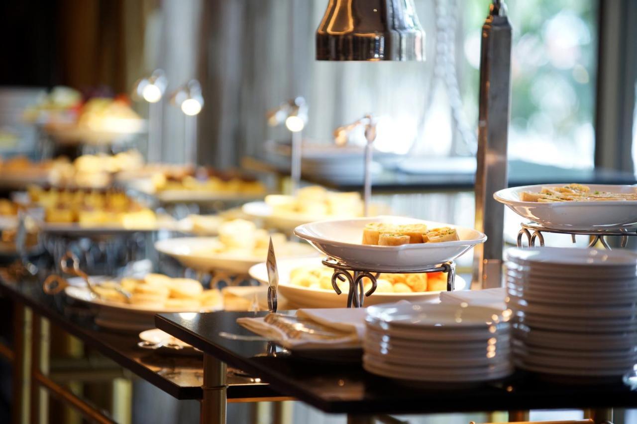Newport Hotel Кутаиси Екстериор снимка