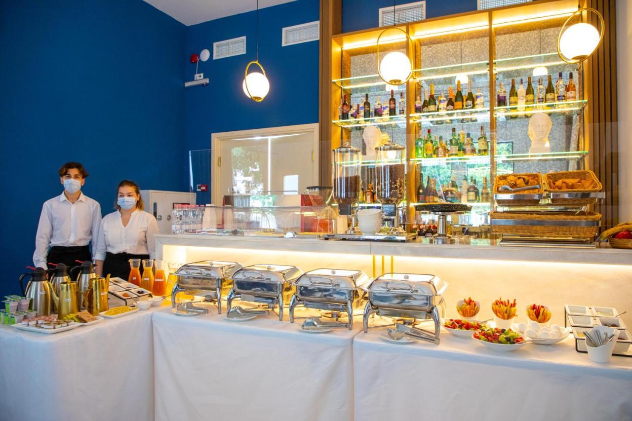Newport Hotel Кутаиси Екстериор снимка