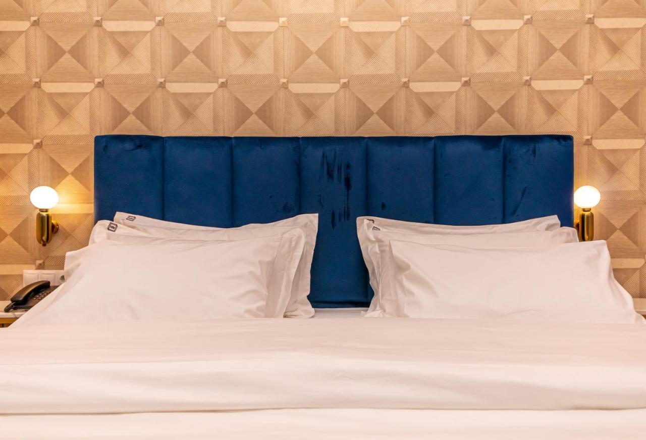 Newport Hotel Кутаиси Екстериор снимка