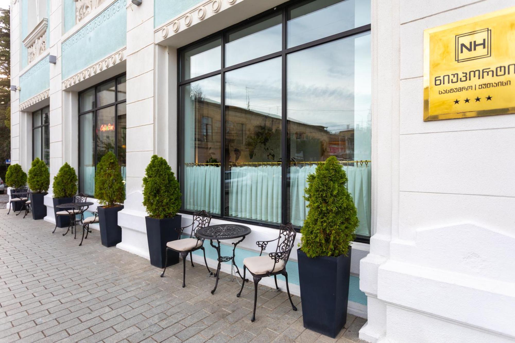 Newport Hotel Кутаиси Екстериор снимка